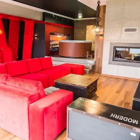 Villa Dom Vip Czerwony Stezyca (Kartuzy)